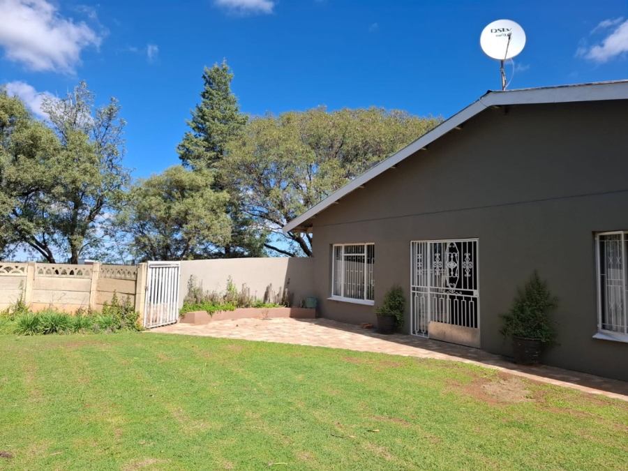4 Bedroom Property for Sale in Bloemdal Free State